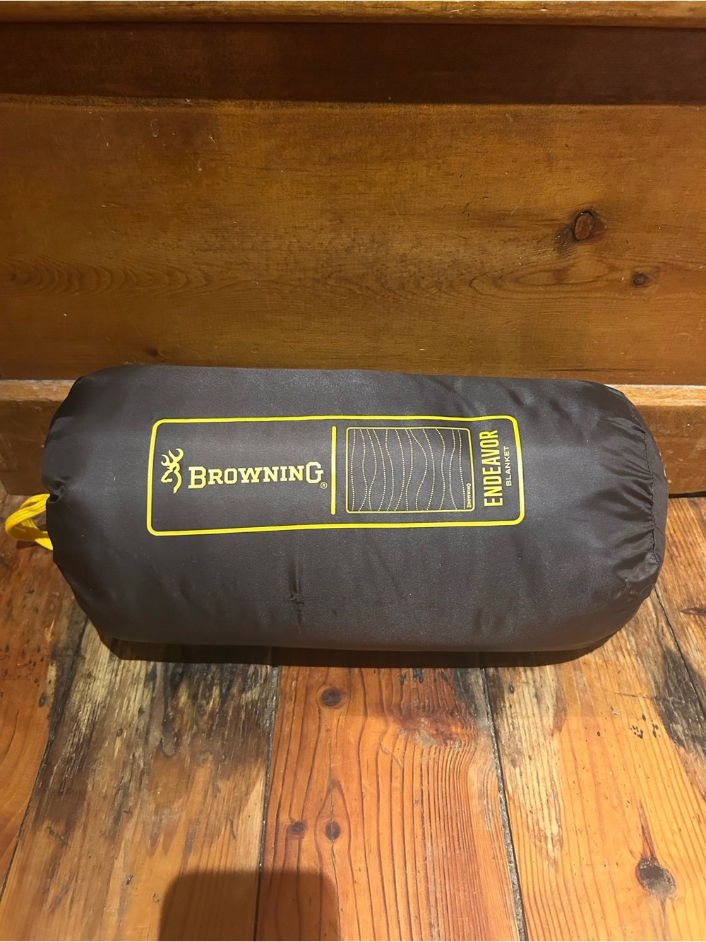 Browning Endeavor Blanket- in brown stuff sack with Yellow Logo